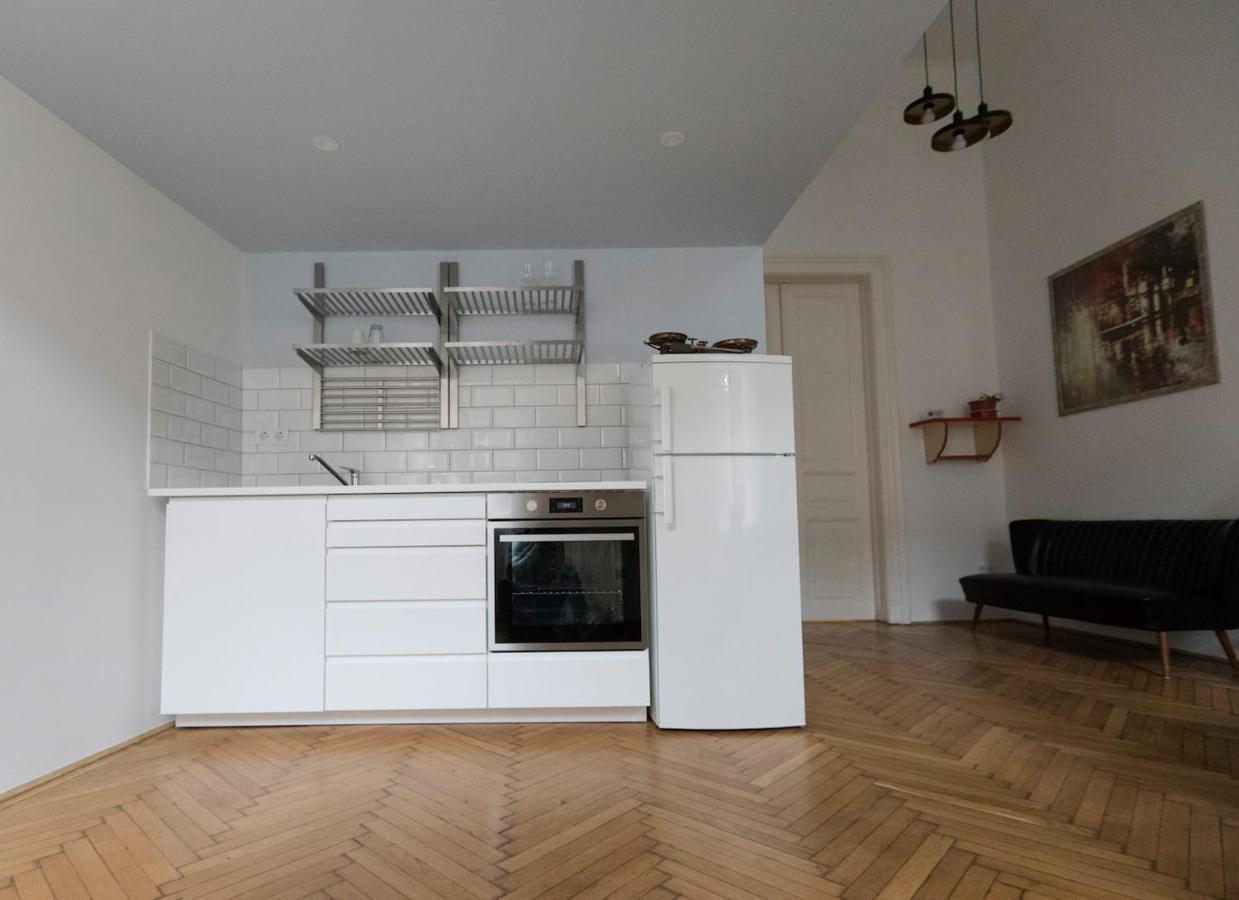 Budapestayz - Jozsef Apartments Exteriör bild